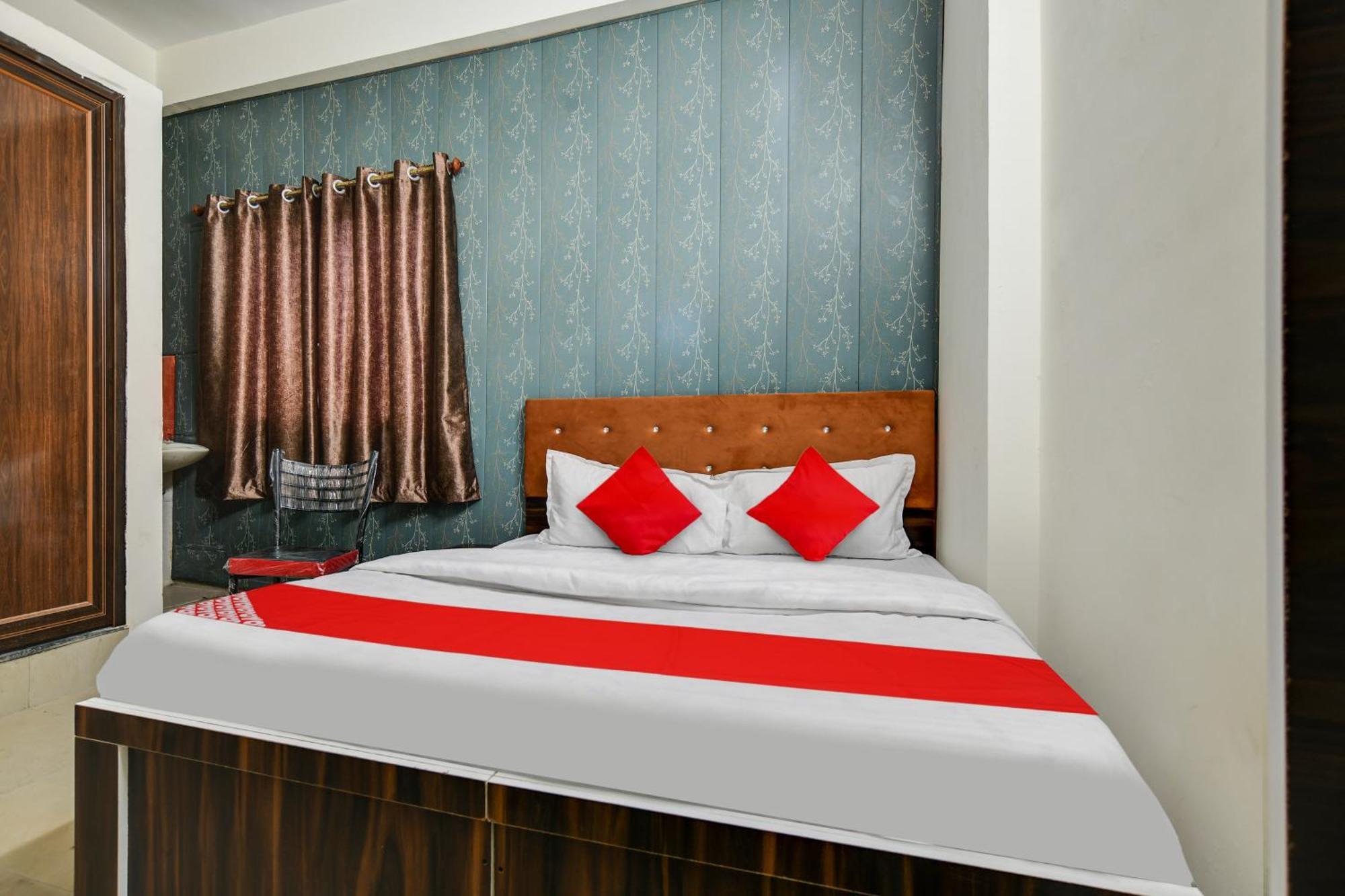 Hotel O Nitya Indaur Kültér fotó